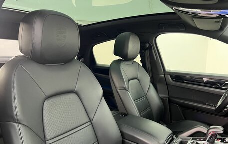 Porsche Cayenne III, 2023 год, 12 300 000 рублей, 15 фотография