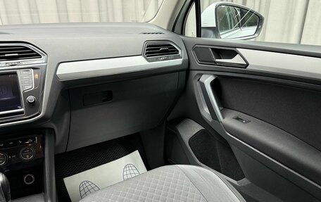 Volkswagen Tiguan II, 2017 год, 2 769 000 рублей, 13 фотография