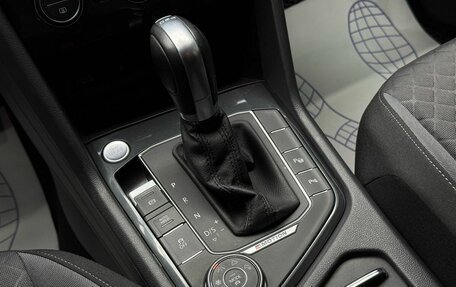 Volkswagen Tiguan II, 2017 год, 2 769 000 рублей, 19 фотография