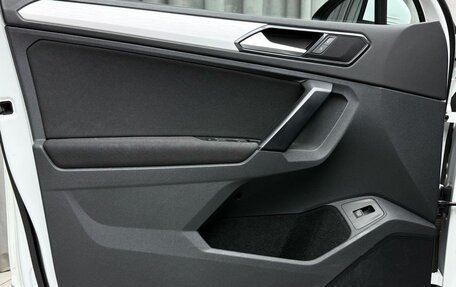 Volkswagen Tiguan II, 2017 год, 2 769 000 рублей, 26 фотография