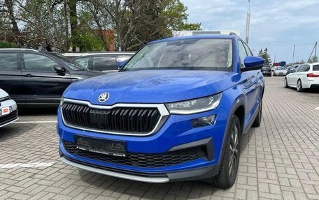 Skoda Kodiaq I, 2022 год, 2 642 000 рублей, 3 фотография