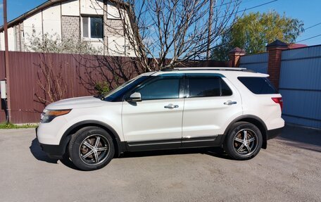 Ford Explorer VI, 2012 год, 1 495 000 рублей, 2 фотография