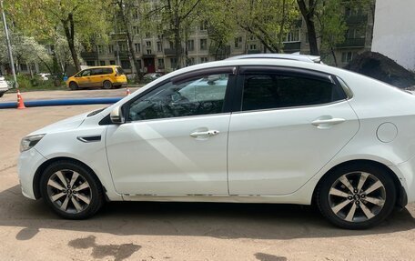 KIA Rio III рестайлинг, 2015 год, 1 000 000 рублей, 3 фотография