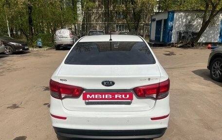 KIA Rio III рестайлинг, 2015 год, 1 000 000 рублей, 2 фотография
