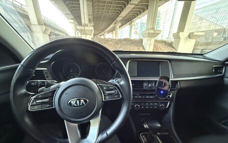 KIA Optima IV, 2018 год, 2 050 000 рублей, 9 фотография