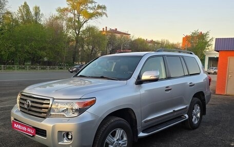 Toyota Land Cruiser 200, 2012 год, 4 550 000 рублей, 2 фотография