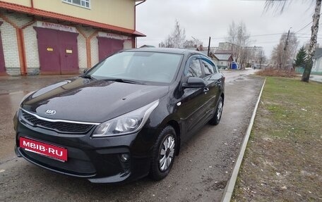 KIA Rio IV, 2018 год, 1 150 000 рублей, 2 фотография