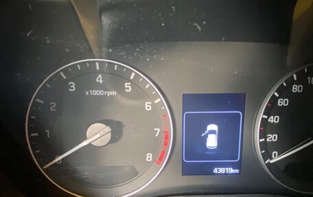 Hyundai Creta I рестайлинг, 2019 год, 1 850 000 рублей, 8 фотография