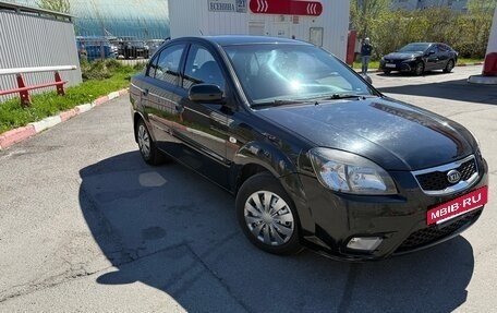 KIA Rio II, 2011 год, 639 000 рублей, 8 фотография