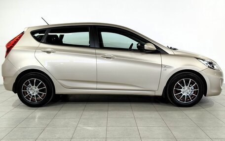 Hyundai Solaris II рестайлинг, 2013 год, 1 099 000 рублей, 4 фотография