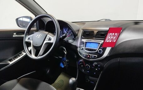 Hyundai Solaris II рестайлинг, 2013 год, 1 099 000 рублей, 14 фотография