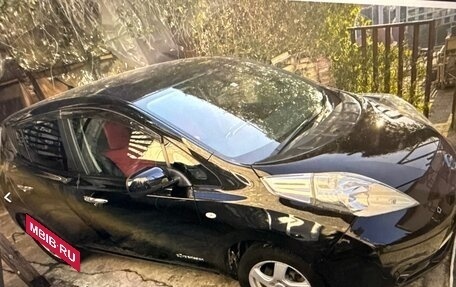Nissan Leaf I, 2014 год, 1 150 000 рублей, 3 фотография