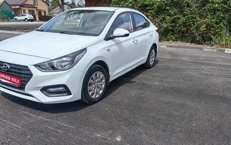 Hyundai Solaris II рестайлинг, 2018 год, 1 500 000 рублей, 5 фотография