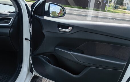 Hyundai Solaris II рестайлинг, 2018 год, 1 500 000 рублей, 12 фотография