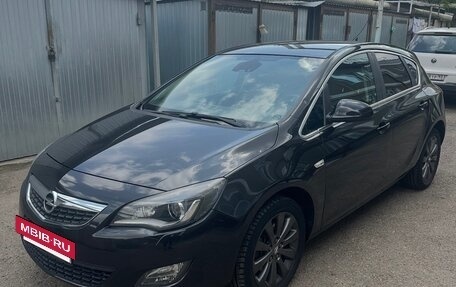 Opel Astra J, 2011 год, 825 000 рублей, 3 фотография