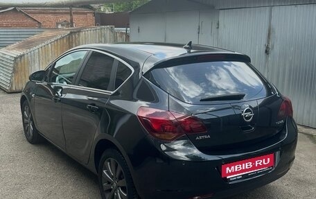 Opel Astra J, 2011 год, 825 000 рублей, 4 фотография