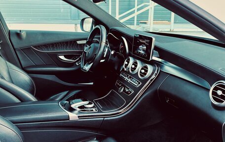 Mercedes-Benz C-Класс, 2015 год, 2 600 000 рублей, 18 фотография