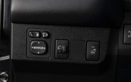 Toyota RAV4, 2017 год, 2 470 000 рублей, 16 фотография