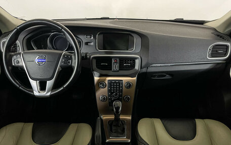 Volvo V40 Cross Country I, 2013 год, 1 197 000 рублей, 12 фотография