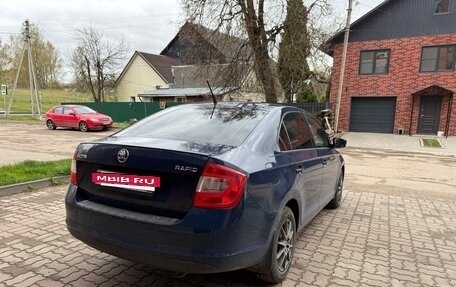 Skoda Rapid I, 2015 год, 830 000 рублей, 4 фотография