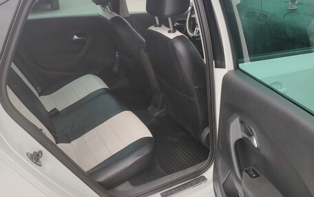 Volkswagen Polo VI (EU Market), 2015 год, 810 000 рублей, 8 фотография