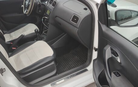 Volkswagen Polo VI (EU Market), 2015 год, 810 000 рублей, 10 фотография