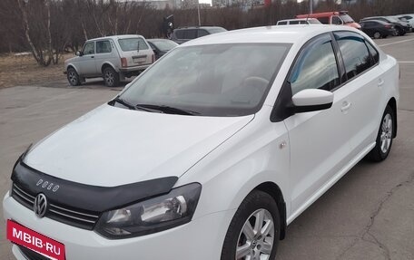 Volkswagen Polo VI (EU Market), 2015 год, 810 000 рублей, 2 фотография