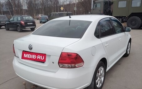 Volkswagen Polo VI (EU Market), 2015 год, 810 000 рублей, 4 фотография