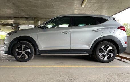 Hyundai Tucson III, 2017 год, 2 400 000 рублей, 2 фотография