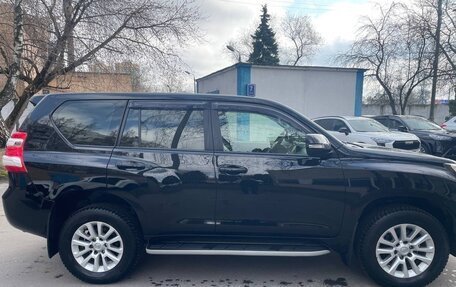 Toyota Land Cruiser Prado 150 рестайлинг 2, 2015 год, 3 750 000 рублей, 9 фотография