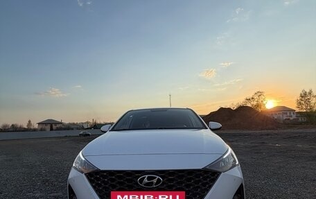 Hyundai Solaris II рестайлинг, 2021 год, 1 320 000 рублей, 6 фотография