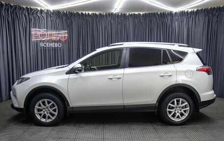 Toyota RAV4, 2016 год, 2 398 000 рублей, 8 фотография