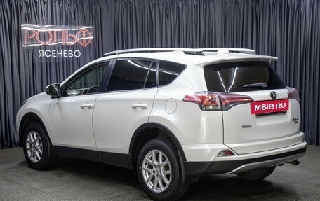 Toyota RAV4, 2016 год, 2 398 000 рублей, 7 фотография
