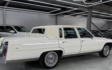 Cadillac Brougham, 1988 год, 6 000 000 рублей, 3 фотография