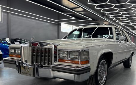 Cadillac Brougham, 1988 год, 6 000 000 рублей, 8 фотография