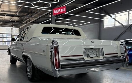 Cadillac Brougham, 1988 год, 6 000 000 рублей, 6 фотография