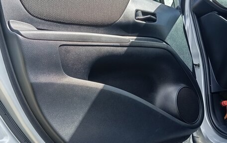 Toyota Sienta II, 2022 год, 1 850 000 рублей, 10 фотография