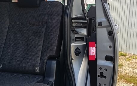 Toyota Sienta II, 2022 год, 1 850 000 рублей, 14 фотография