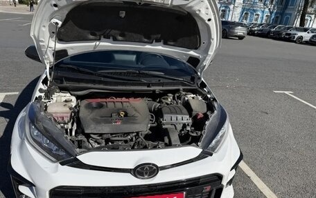 Toyota Yaris, 2021 год, 4 600 000 рублей, 7 фотография