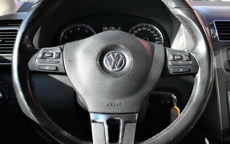 Volkswagen Touran III, 2011 год, 979 000 рублей, 19 фотография