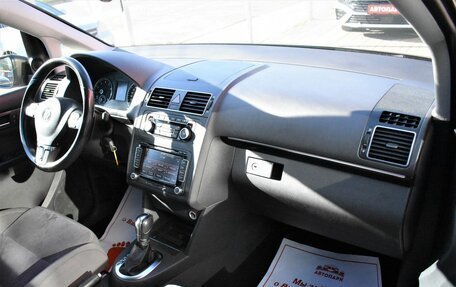 Volkswagen Touran III, 2011 год, 979 000 рублей, 16 фотография