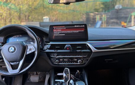 BMW 5 серия, 2021 год, 3 850 000 рублей, 12 фотография