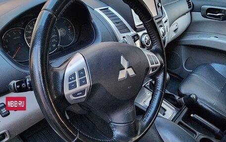 Mitsubishi Pajero Sport II рестайлинг, 2014 год, 2 350 000 рублей, 8 фотография