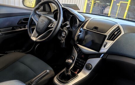 Chevrolet Cruze II, 2013 год, 700 000 рублей, 8 фотография