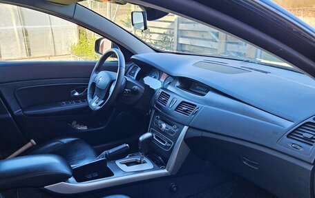 Renault Latitude I, 2011 год, 1 400 000 рублей, 8 фотография
