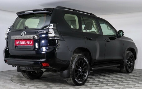 Toyota Land Cruiser Prado 150 рестайлинг 2, 2022 год, 7 199 000 рублей, 5 фотография