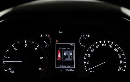 Toyota Land Cruiser Prado 150 рестайлинг 2, 2022 год, 7 199 000 рублей, 11 фотография