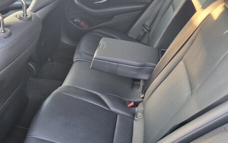 Mercedes-Benz E-Класс, 2022 год, 3 250 000 рублей, 14 фотография