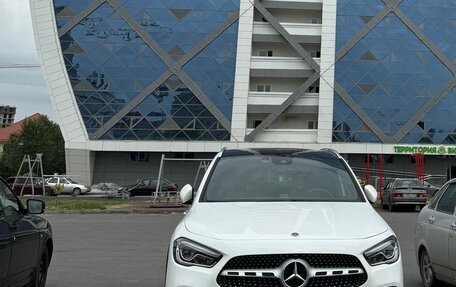 Mercedes-Benz GLA, 2020 год, 3 450 000 рублей, 2 фотография