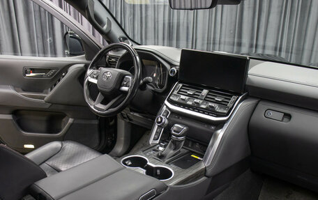 Toyota Land Cruiser, 2022 год, 9 200 000 рублей, 11 фотография
